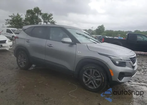 2022 Kia Seltos Lx z USA, uszkodzony, nr VIN KNDEPCAA4N7271457